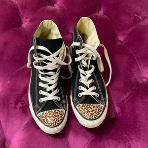 Converse high tops 9.5